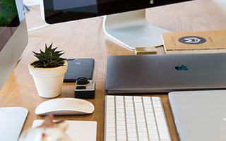 开云平台-凯尔特人鏖战灰熊，库里惊艳世界：篮球奇迹背后的荣耀时刻