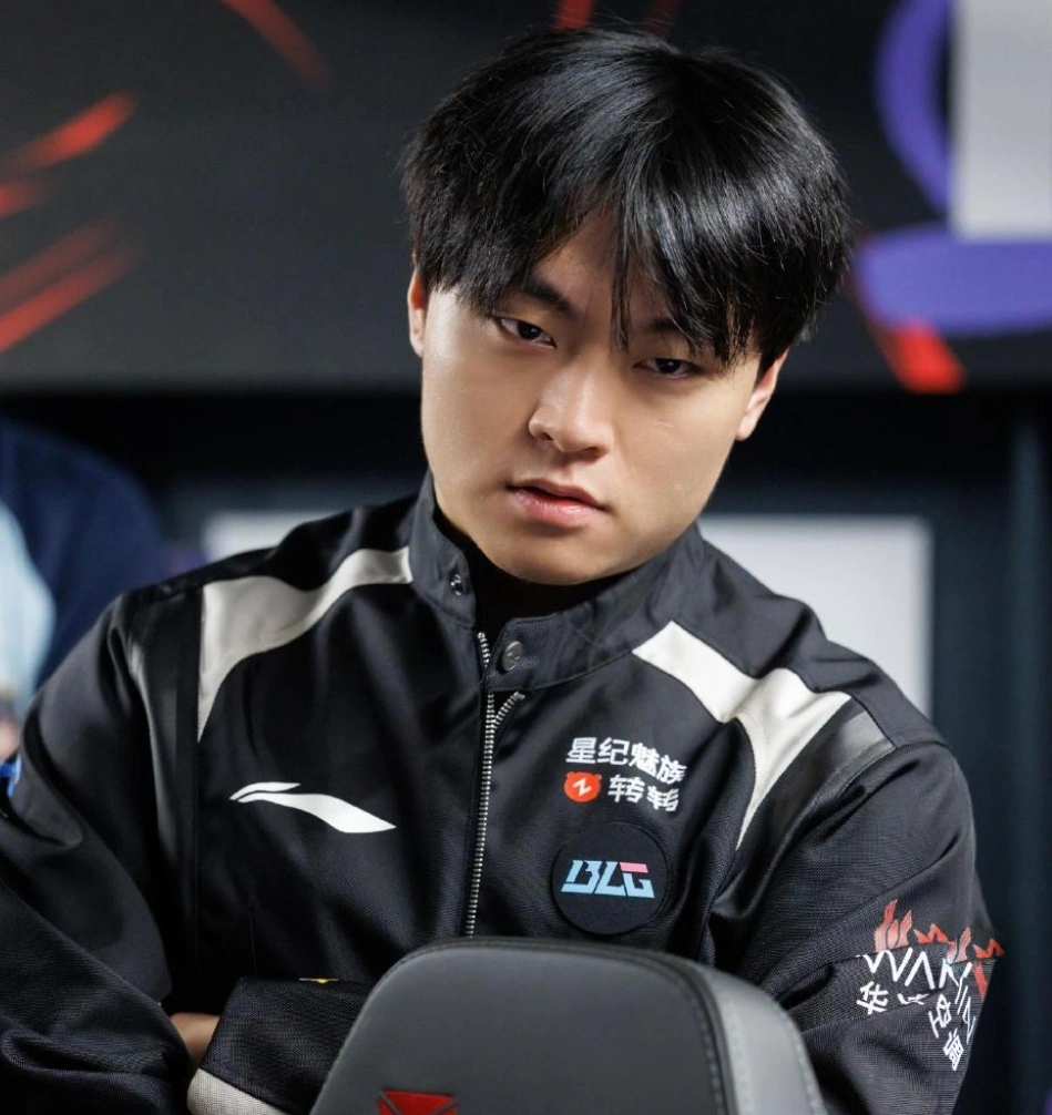 CLG绝杀BLG,Ruler单局斩获MVP激烈交锋半决赛,强势挺进下一轮 CLG绝杀BLG,Ruler单局斩获MVP激烈交锋半决赛,强势挺进下一轮